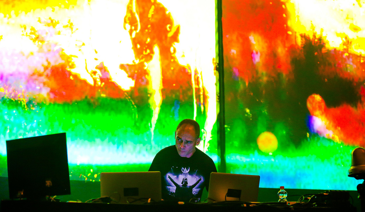 Dinos Chapman performs »Luuftbobler«, CTM and transmediale 2014, Haus der Kulturen der Welt