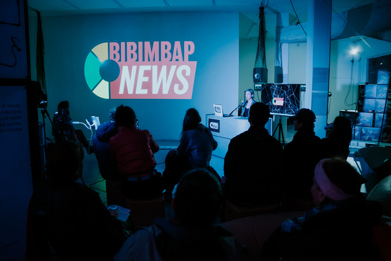 Live performance of »Bibimbap News«