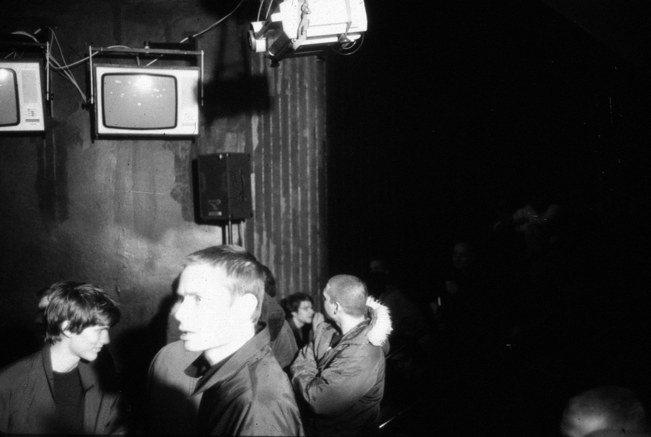 Audience at CTM 1999 at Maria am Ostbahnhof