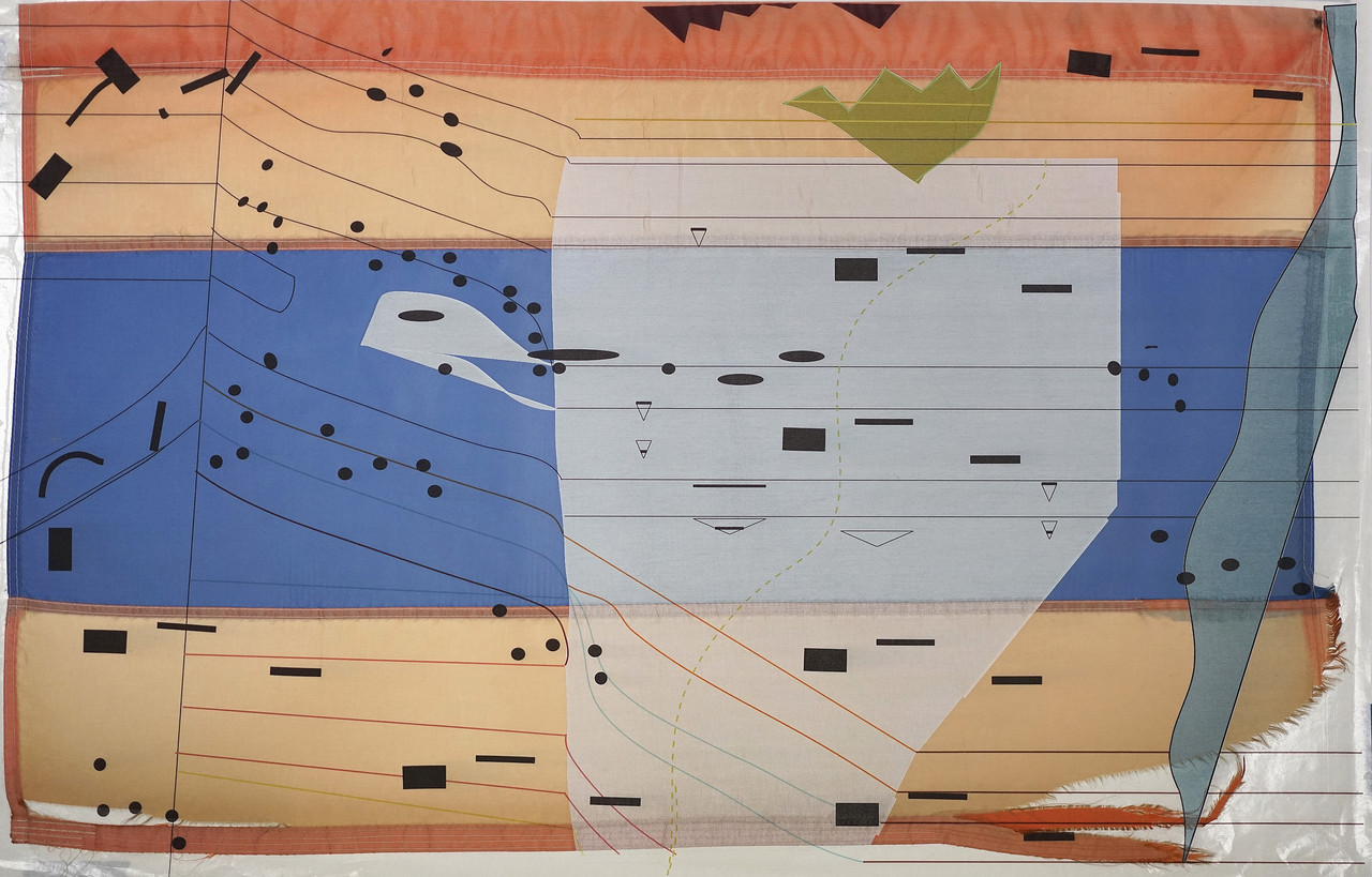 Guillermo Galindo »Sarape Tracking Flag. Variation,« 2015. Acrylic on beacon flags used by the humanitarian aid group Water Stations